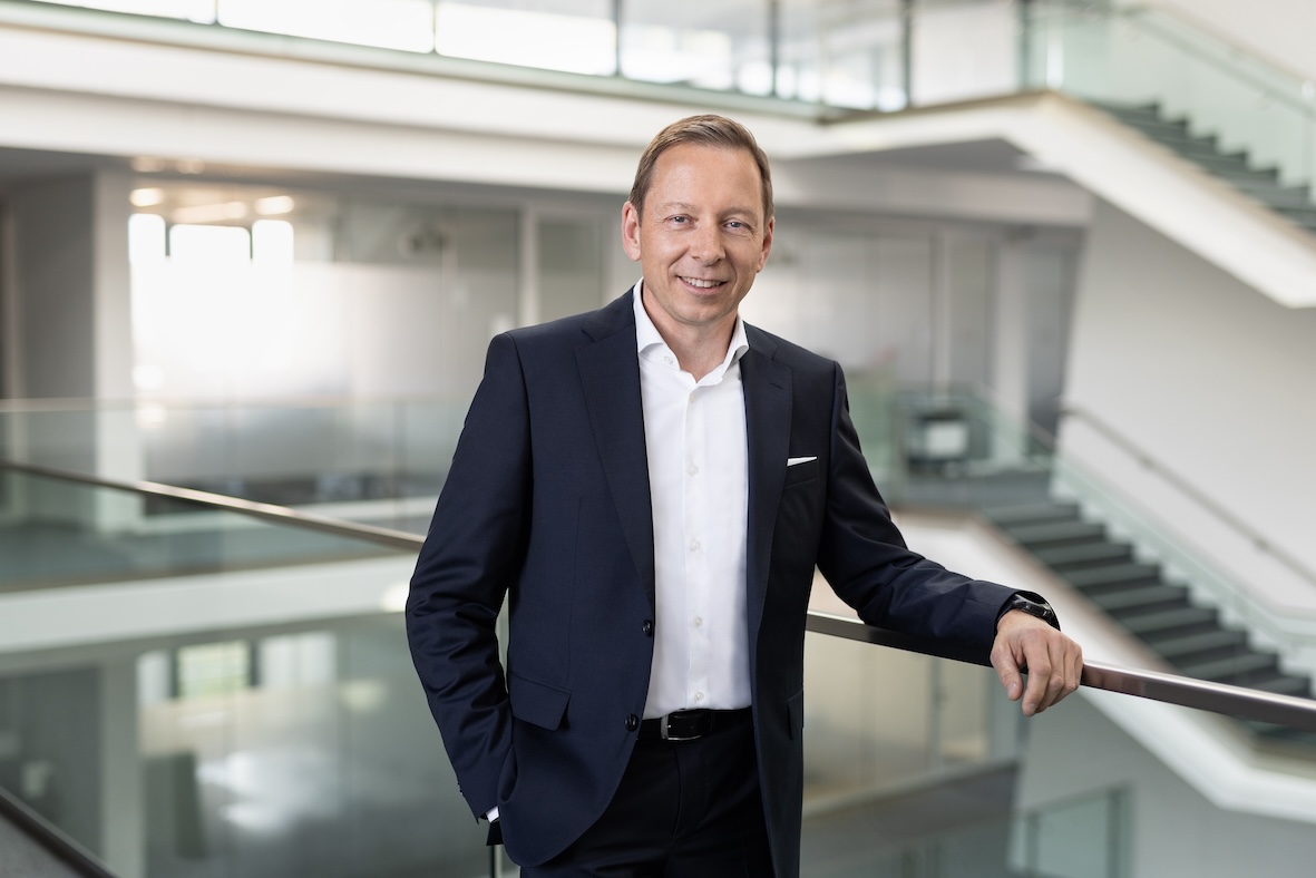 F Hrungswechsel Bei Forvia Martin Fischer Wird Neuer Ceo Ab M Rz Faurecia Deutschland